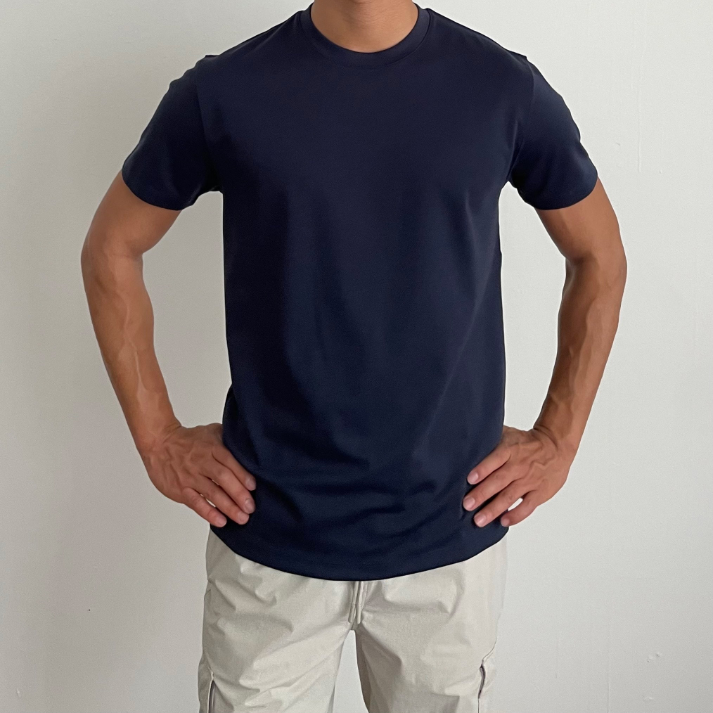 반팔 티셔츠 모델 착용 이미지-S1L49