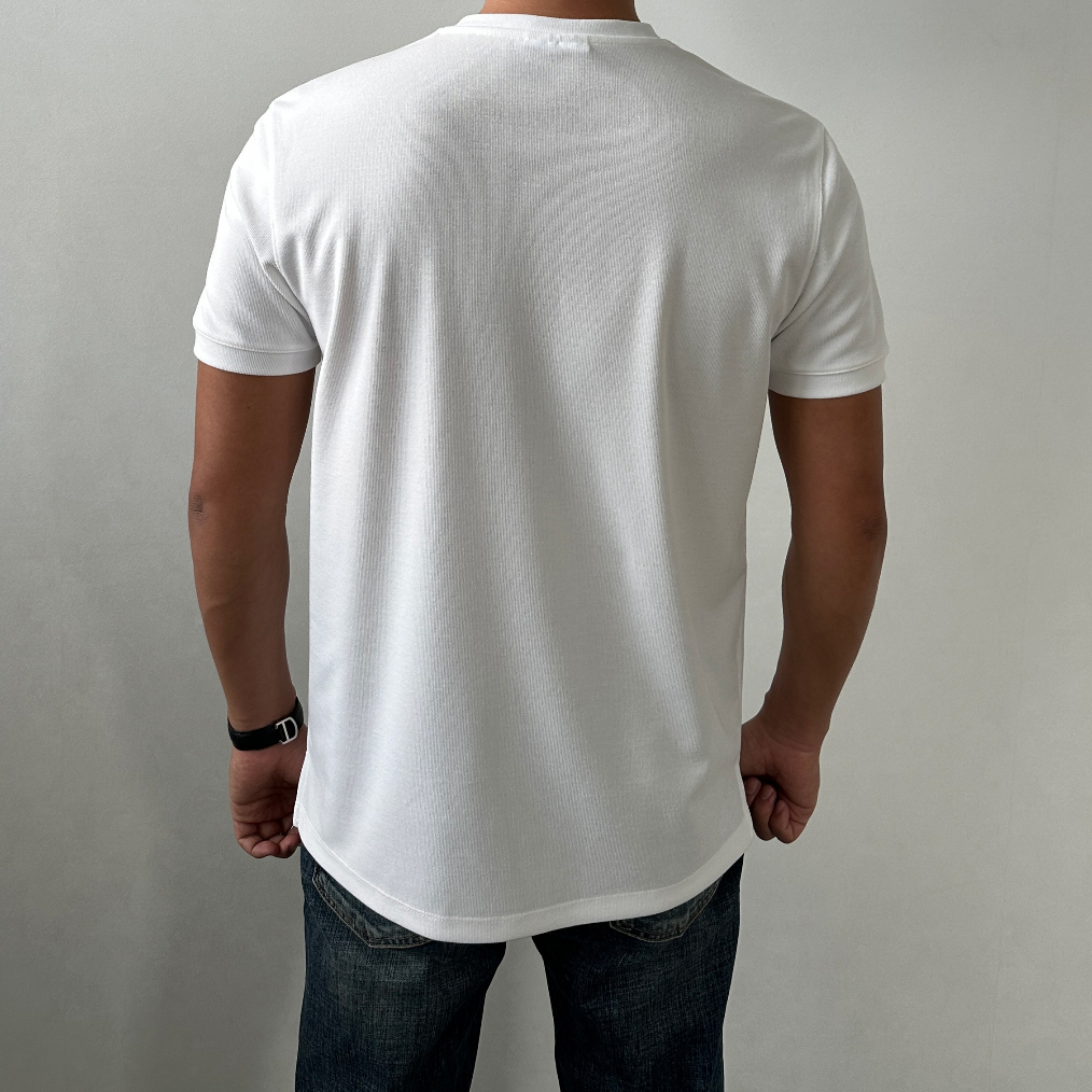 반팔 티셔츠 모델 착용 이미지-S1L22