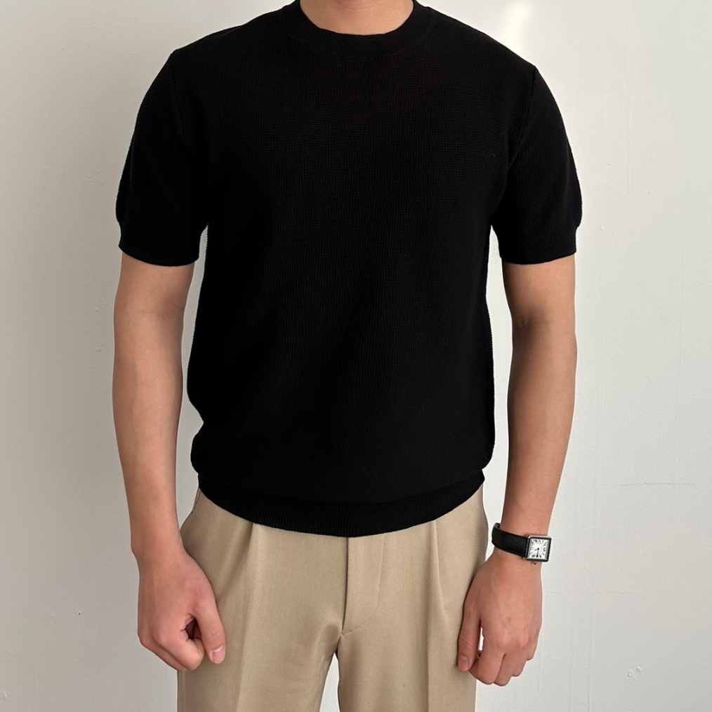 반팔 티셔츠 모델 착용 이미지-S1L63